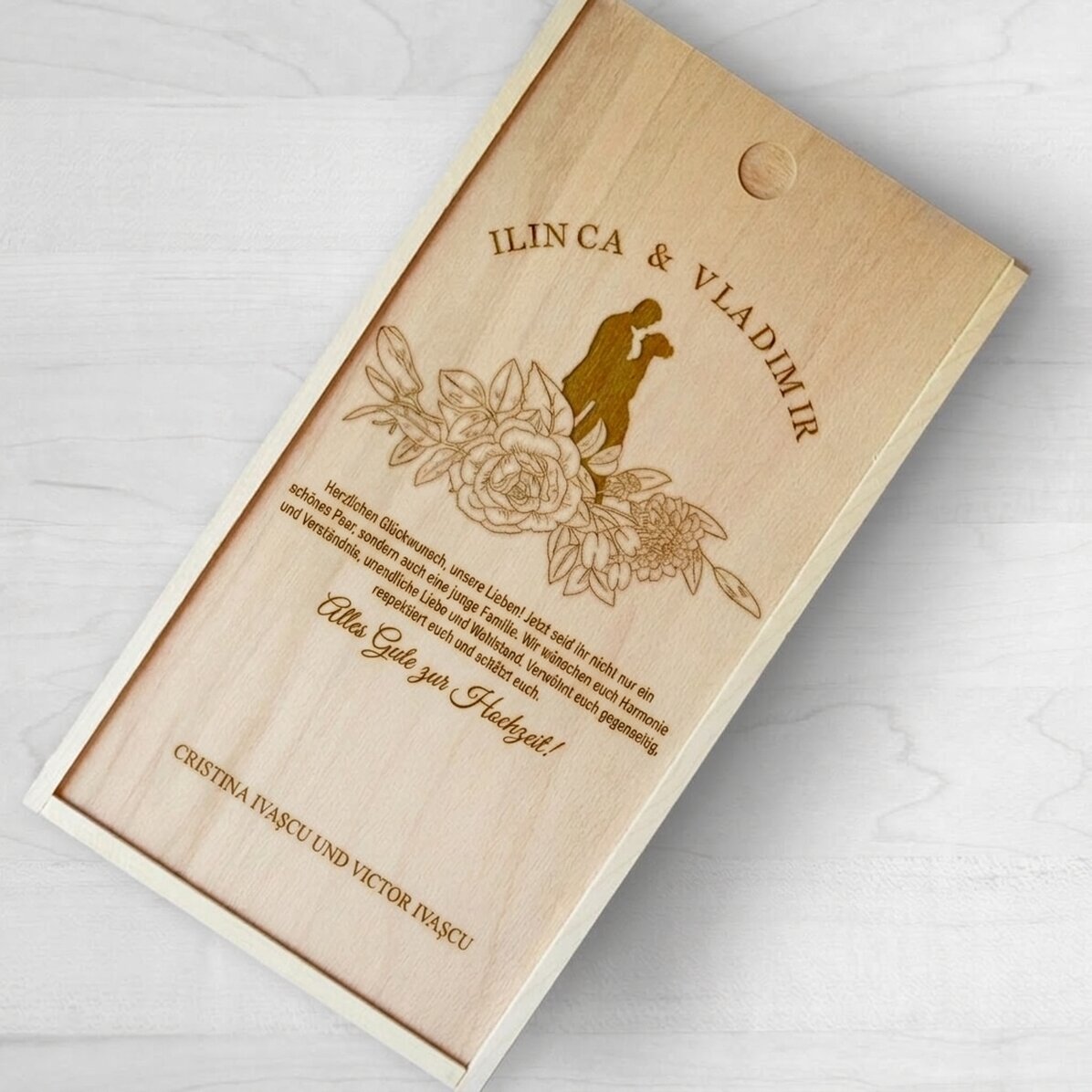 Personalisierte Geschenkbox aus Holz mit Widmung – Hochzeitsgeschenk