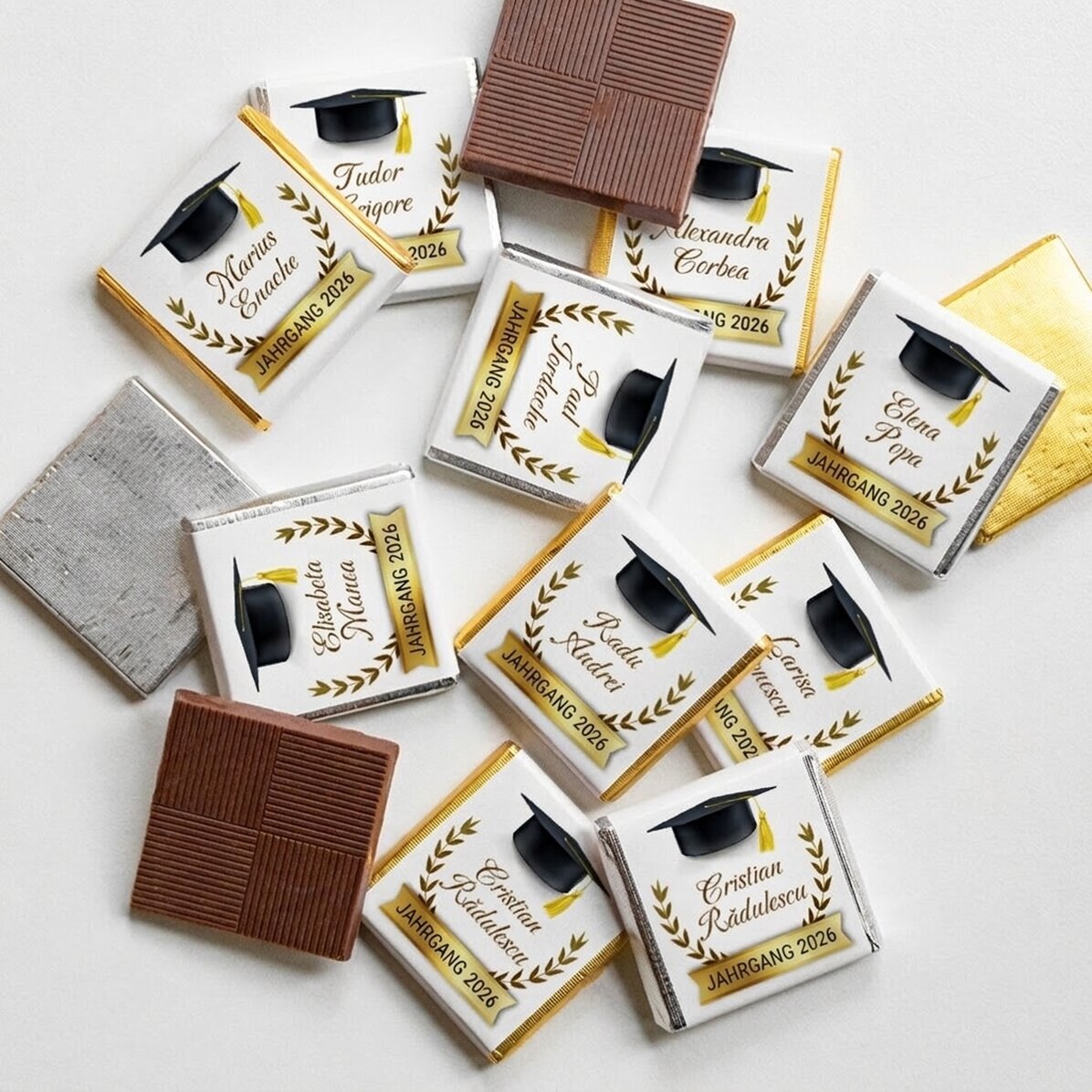 Set mit 10 personalisierten Mini-Pralinen mit Text für Absolventen