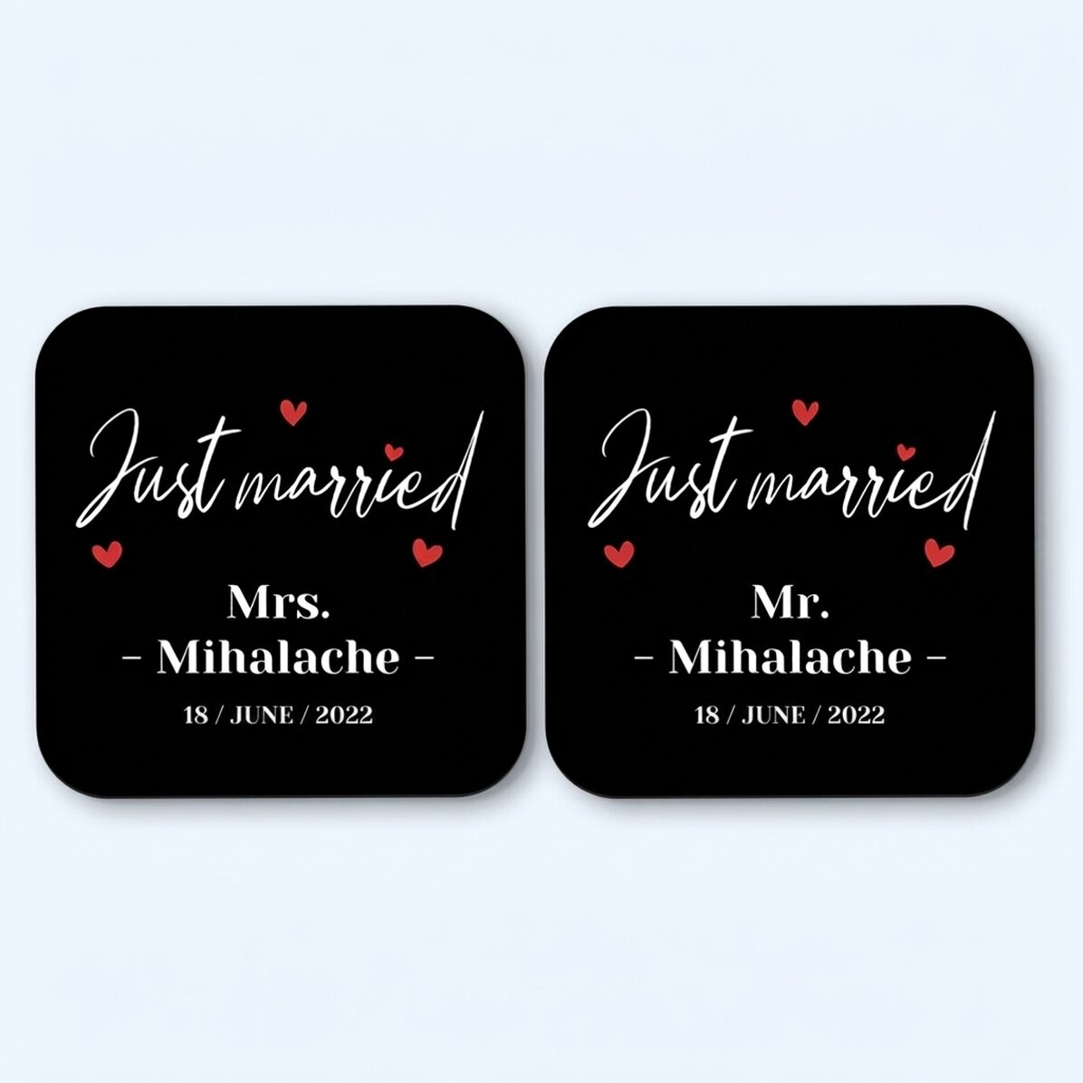 Set mit 2 personalisierten Untersetzern mit der Aufschrift „Just Married“