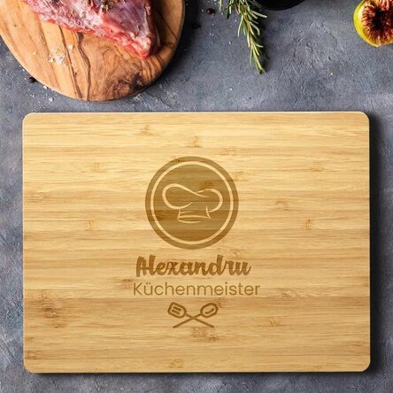 Individuell gestaltetes Schneidebrett mit Aufdruck – MasterChef in der Küche
