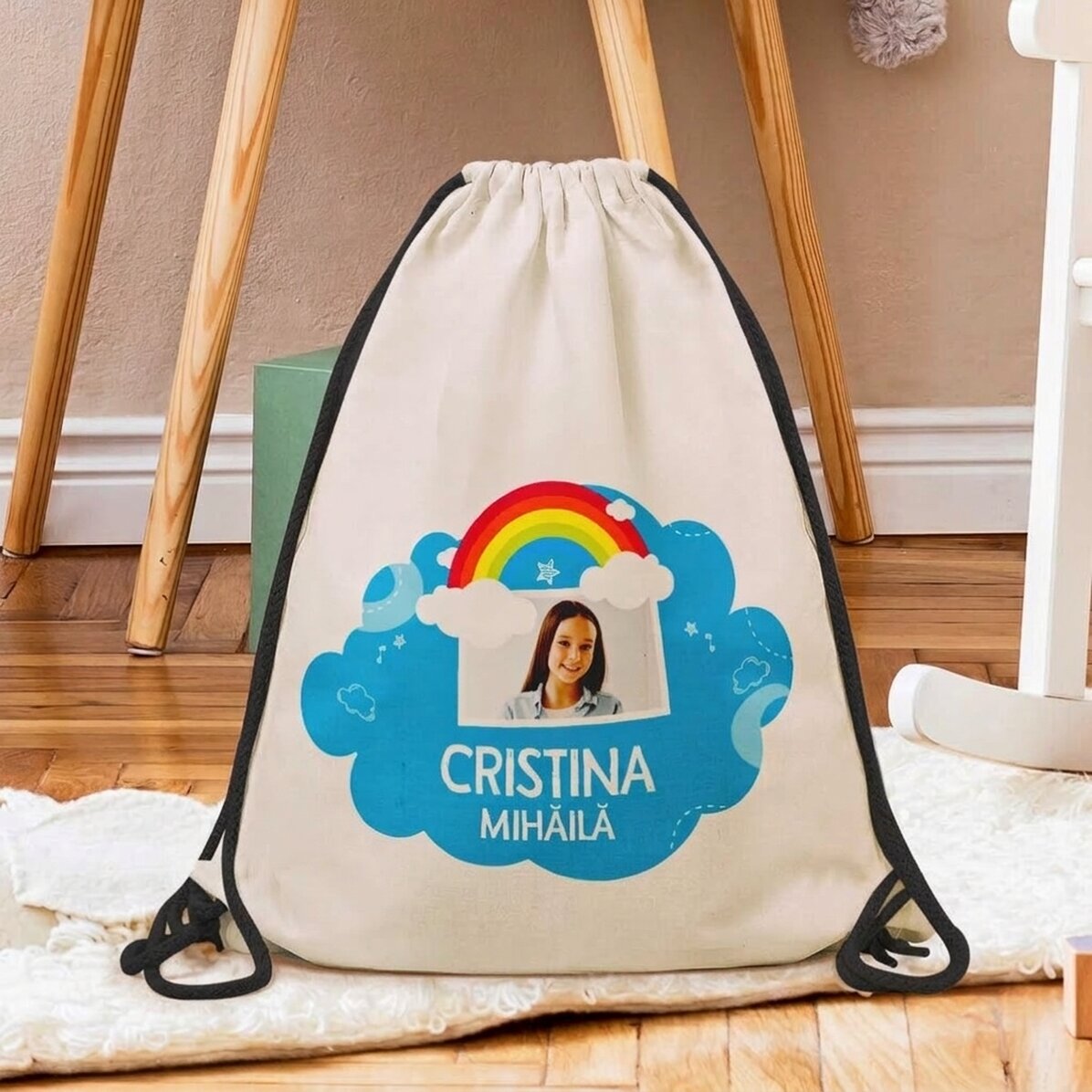 Personalisierter Rucksack mit Namen und Foto – Modell „Regenbogen“