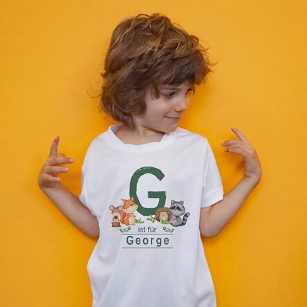 Personalisiertes Sport-T-Shirt für Kinder mit Initiale und Namen – Tierchen