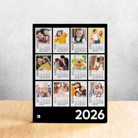 Personalisierter Fotorahmen für den Schreibtisch mit 12 Fotos und Kalender