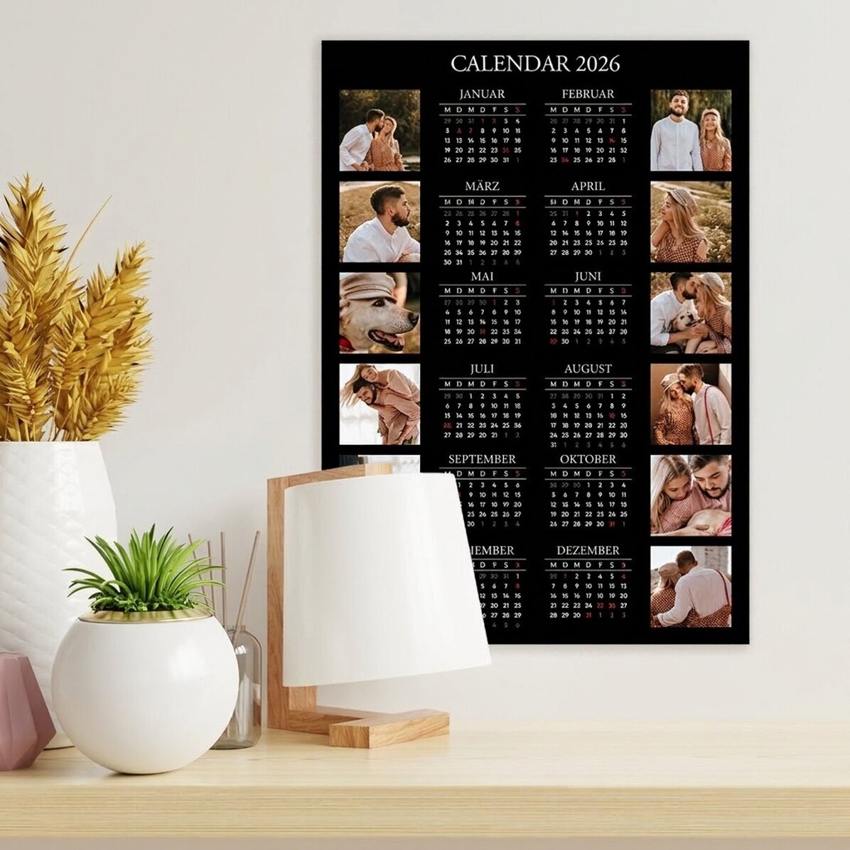 Individuell gestaltetes Kalenderposter mit 12 Fotos und Text