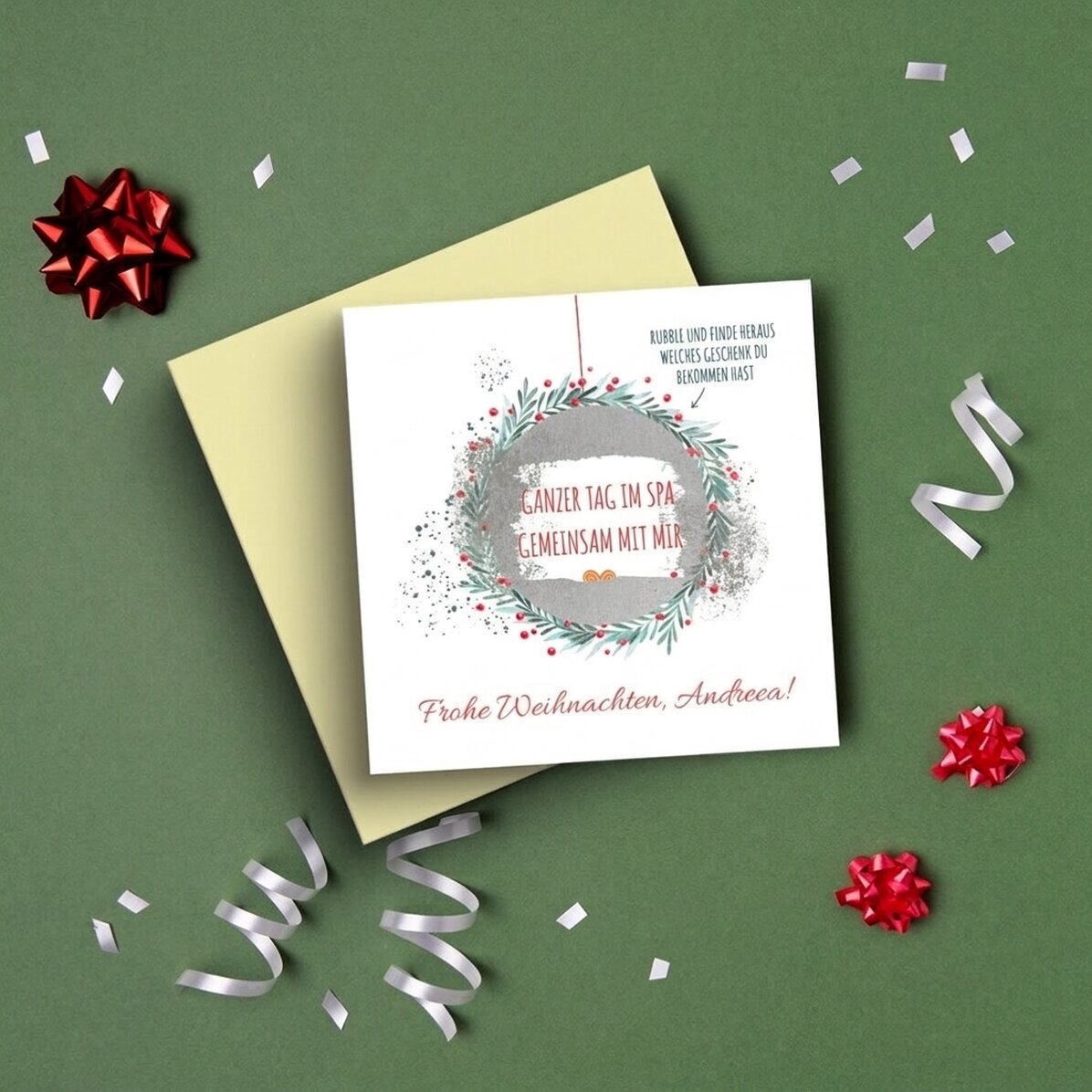 Individuell gestaltete Rubbelkarte mit einer weihnachtlichen Überraschungsbotschaft