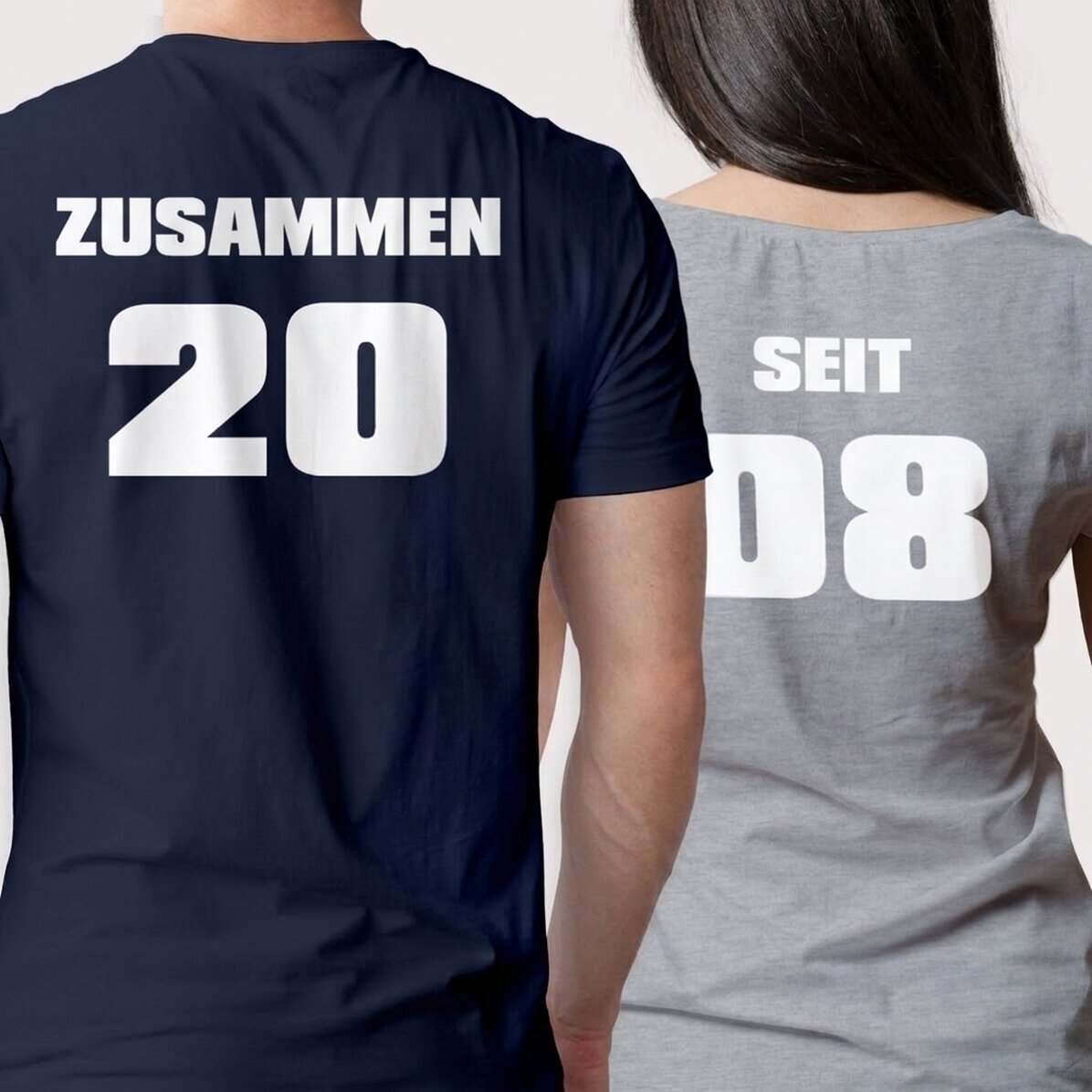 Personalisiertes Baumwoll-T-Shirt mit Aufdruck und Nummer auf der Rückseite