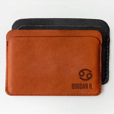 Personalisierte Lederbrieftasche mit Namen und Sternzeichen Krebs