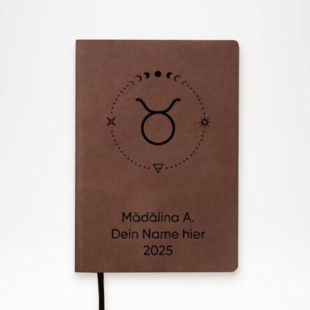 Personalisierter Lederkalender mit Text und dem Sternzeichen Stier