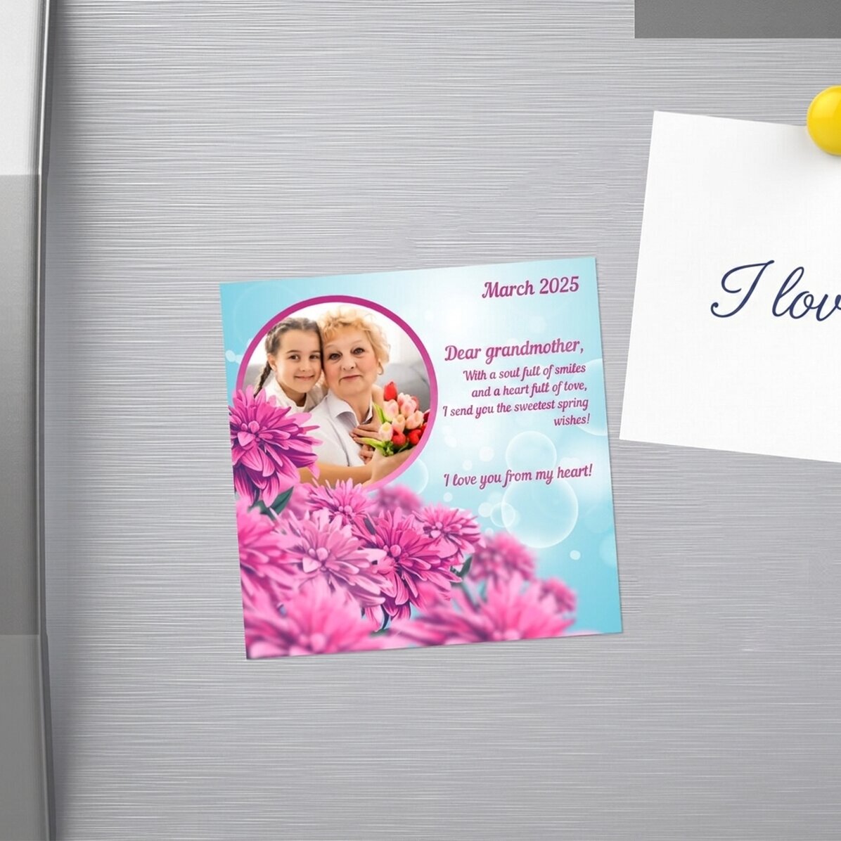 Individuell gestalteter Magnet 10x10 mit Foto und Text – Rosa Frühling