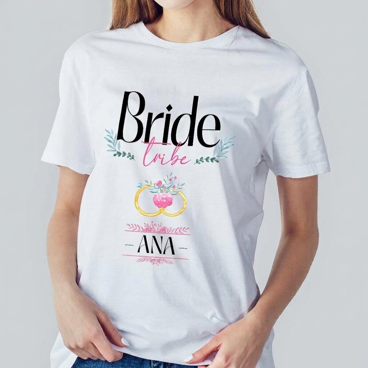 Personalisiertes T-Shirt mit Aufdruck – Bride Tribe
