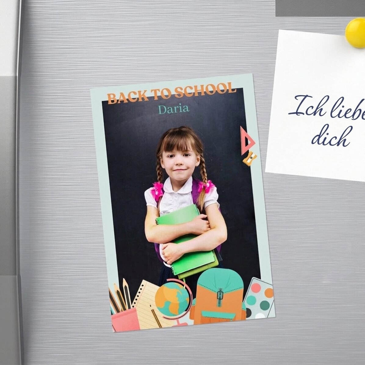Individuell gestalteter Magnet (10 x 15 cm) mit Foto und Text – Back to School