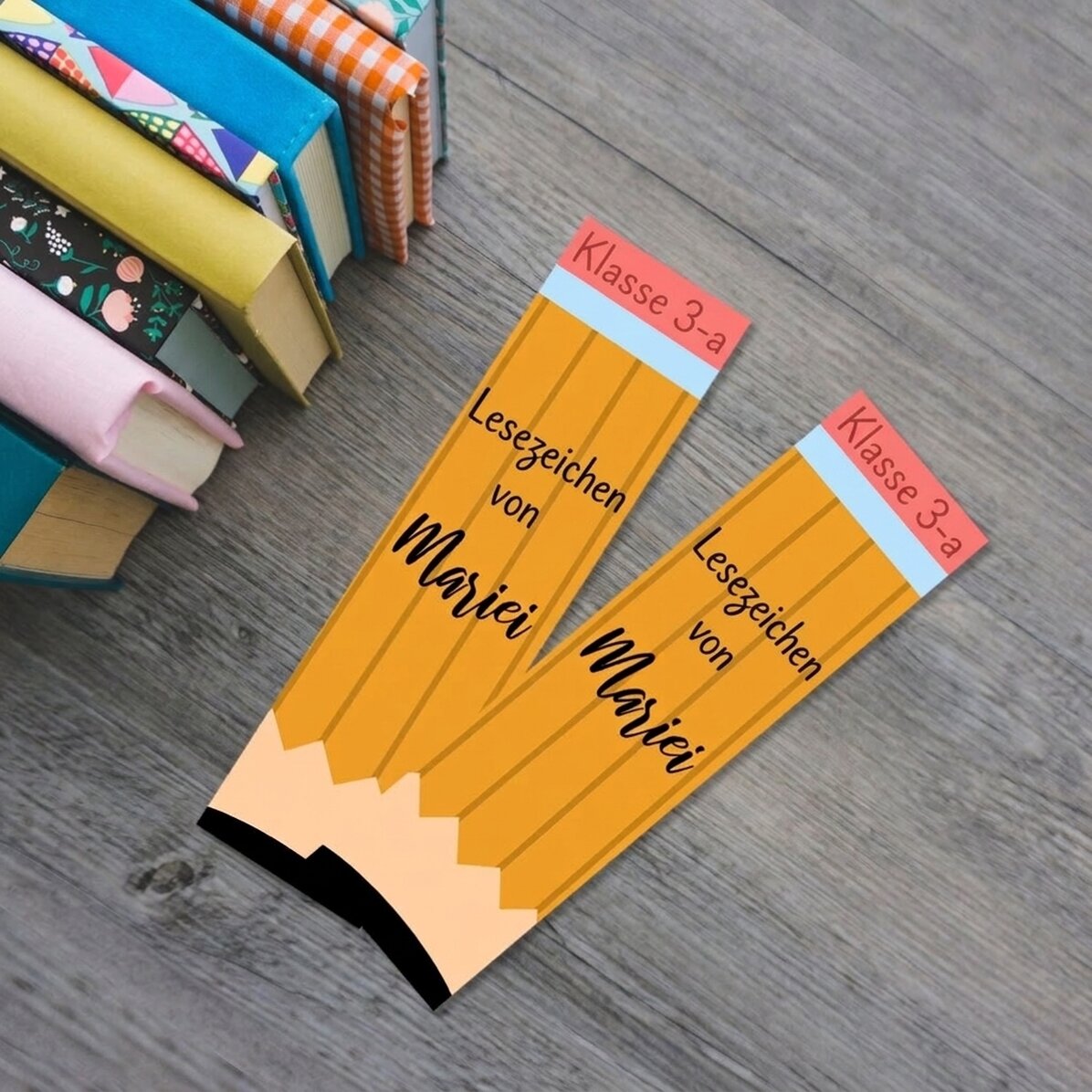 Personalisiertes Lesezeichen mit Text – Bleistift