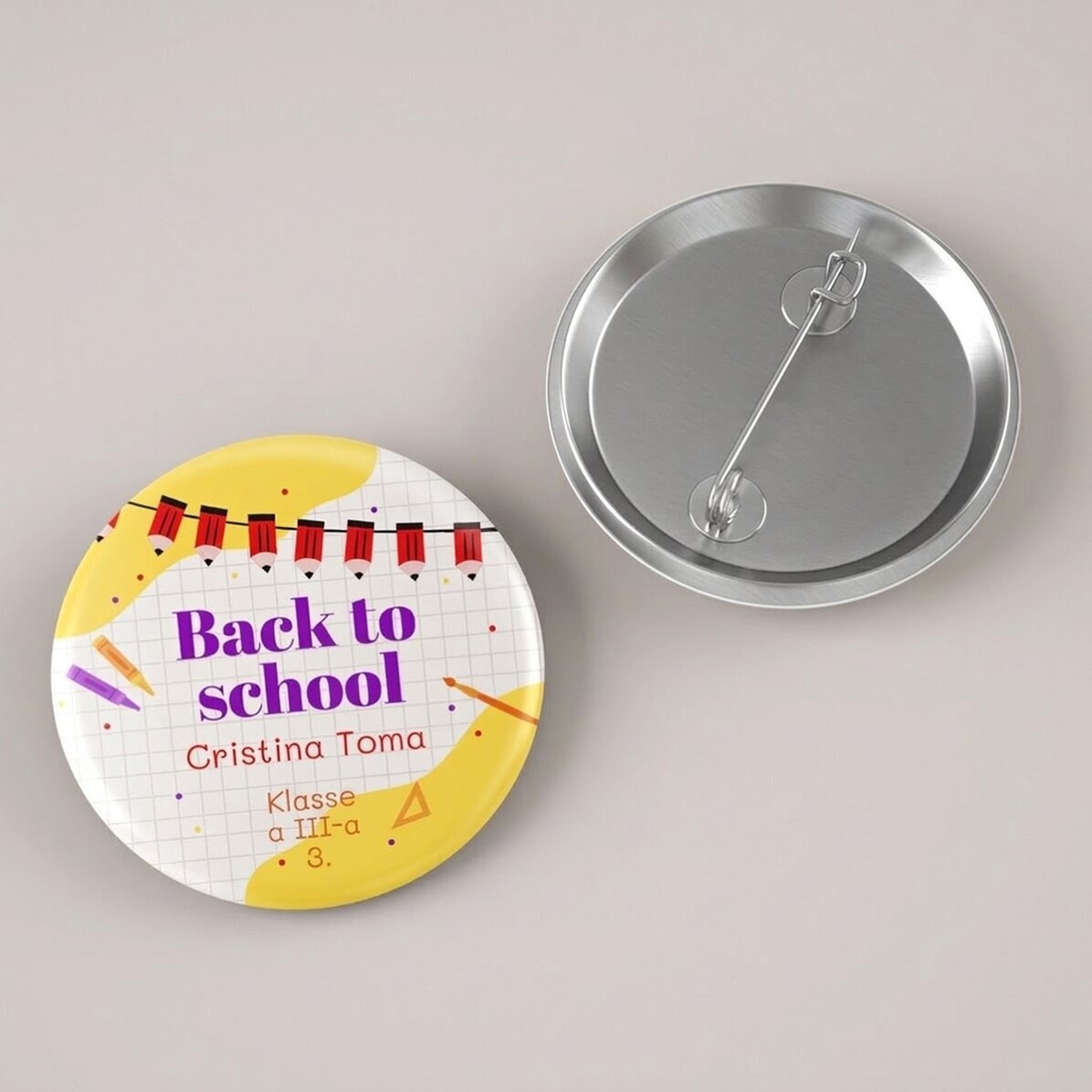 Personalisiertes Button mit Text – Bleistifte