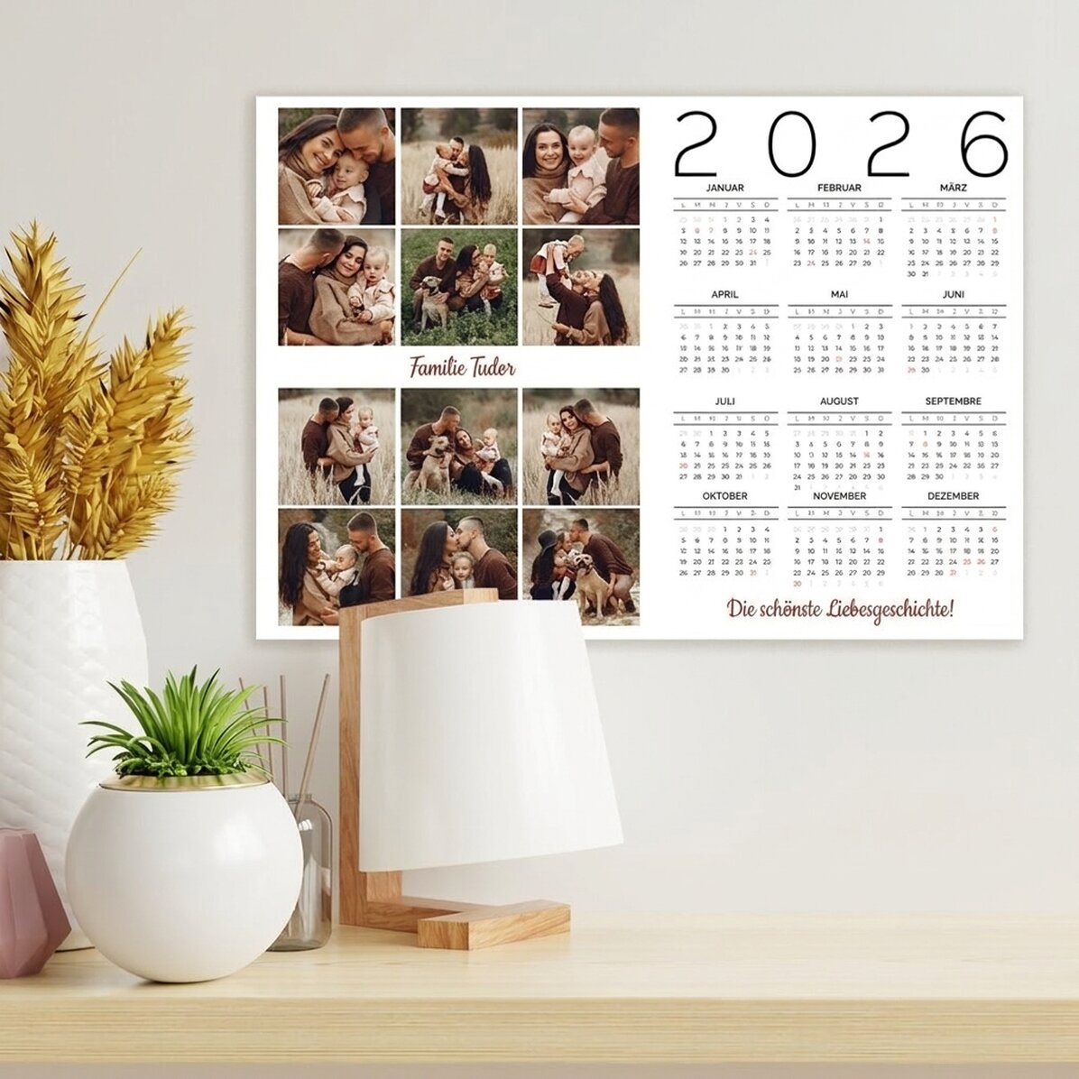 Individuell gestaltetes Kalenderposter mit 12 Fotos und einer Botschaft