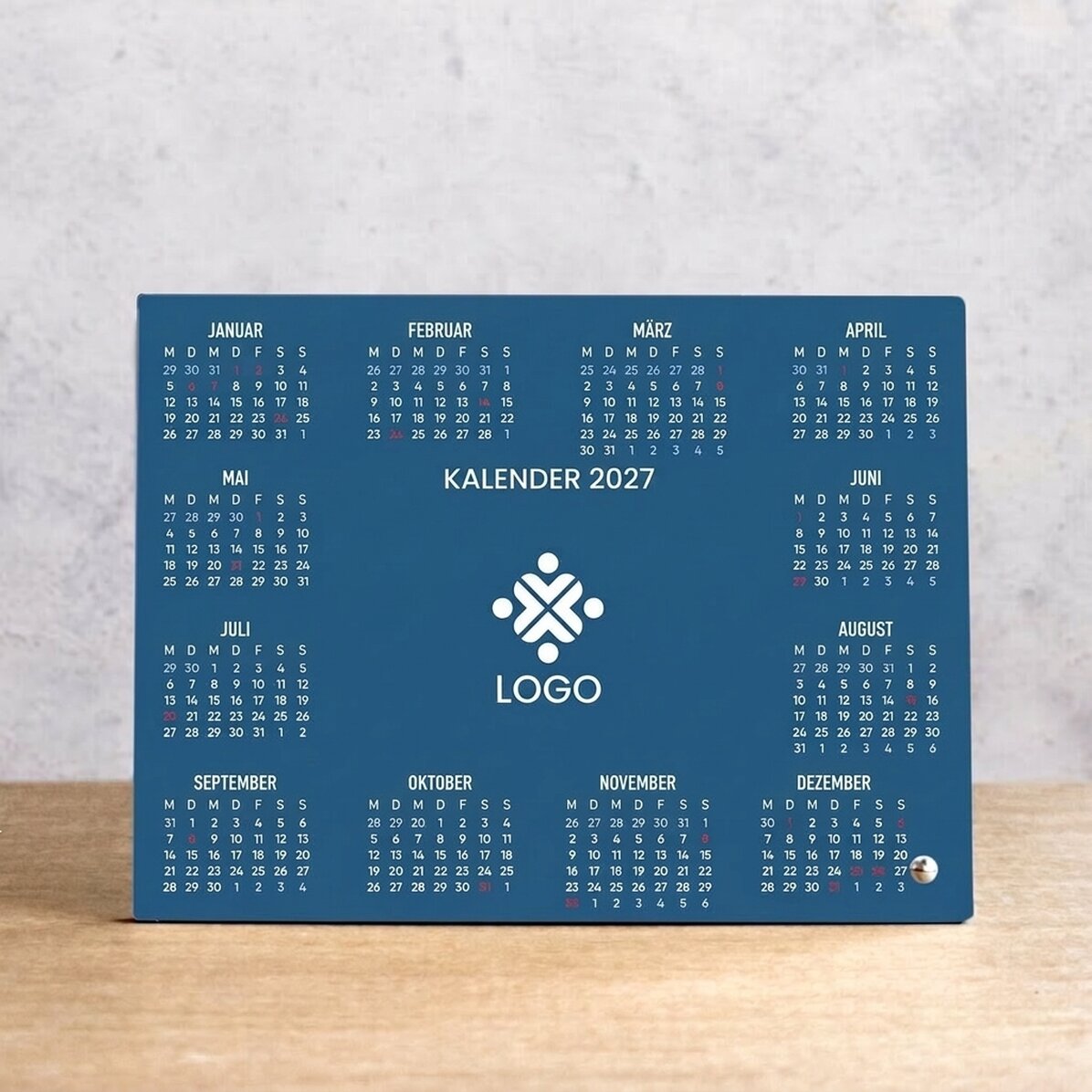 Personalisierter Fotorahmen für den Schreibtisch mit Logo und Kalender