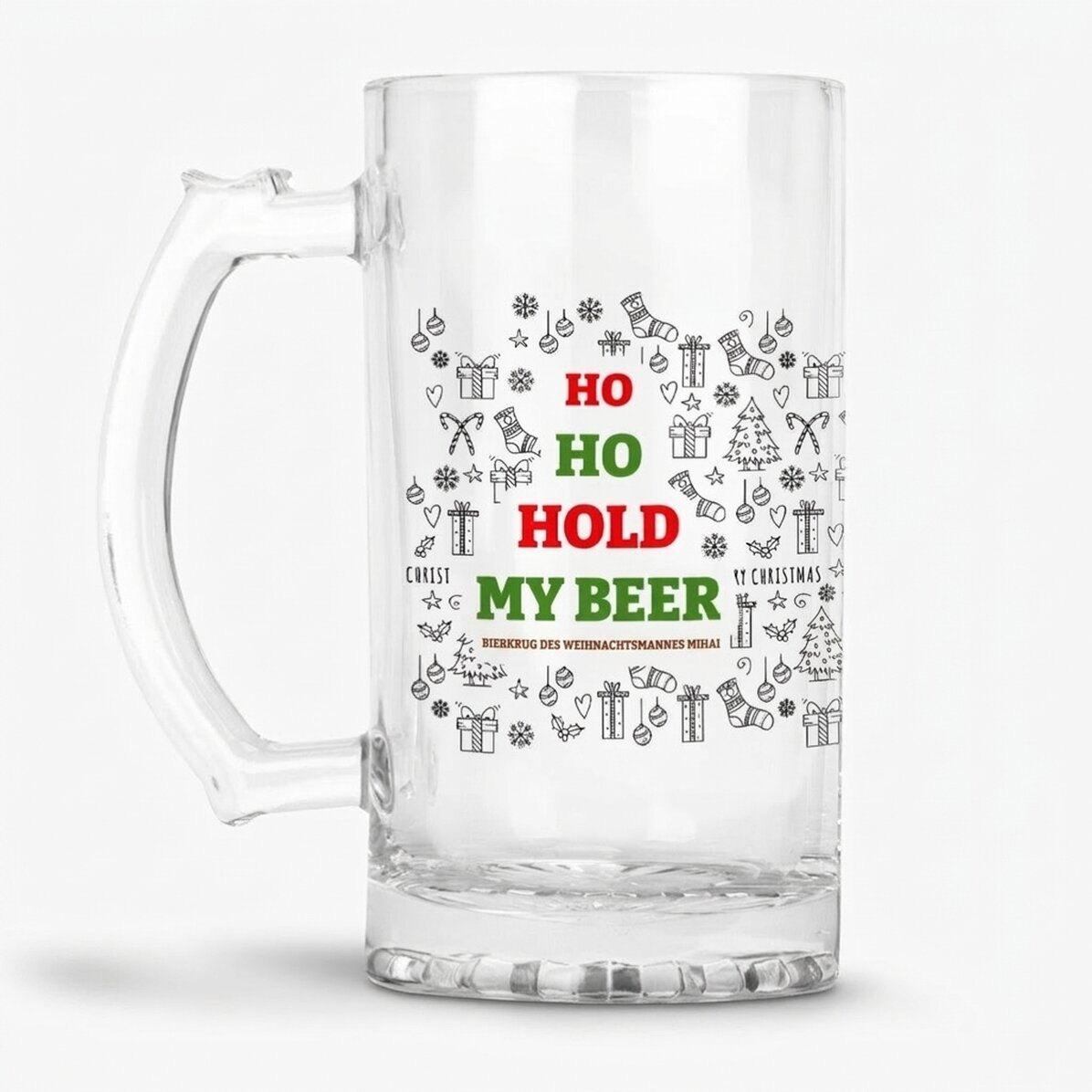 Personalisierter Bierkrug mit Weihnachtsaufschrift – Ho Ho Hold My Beer