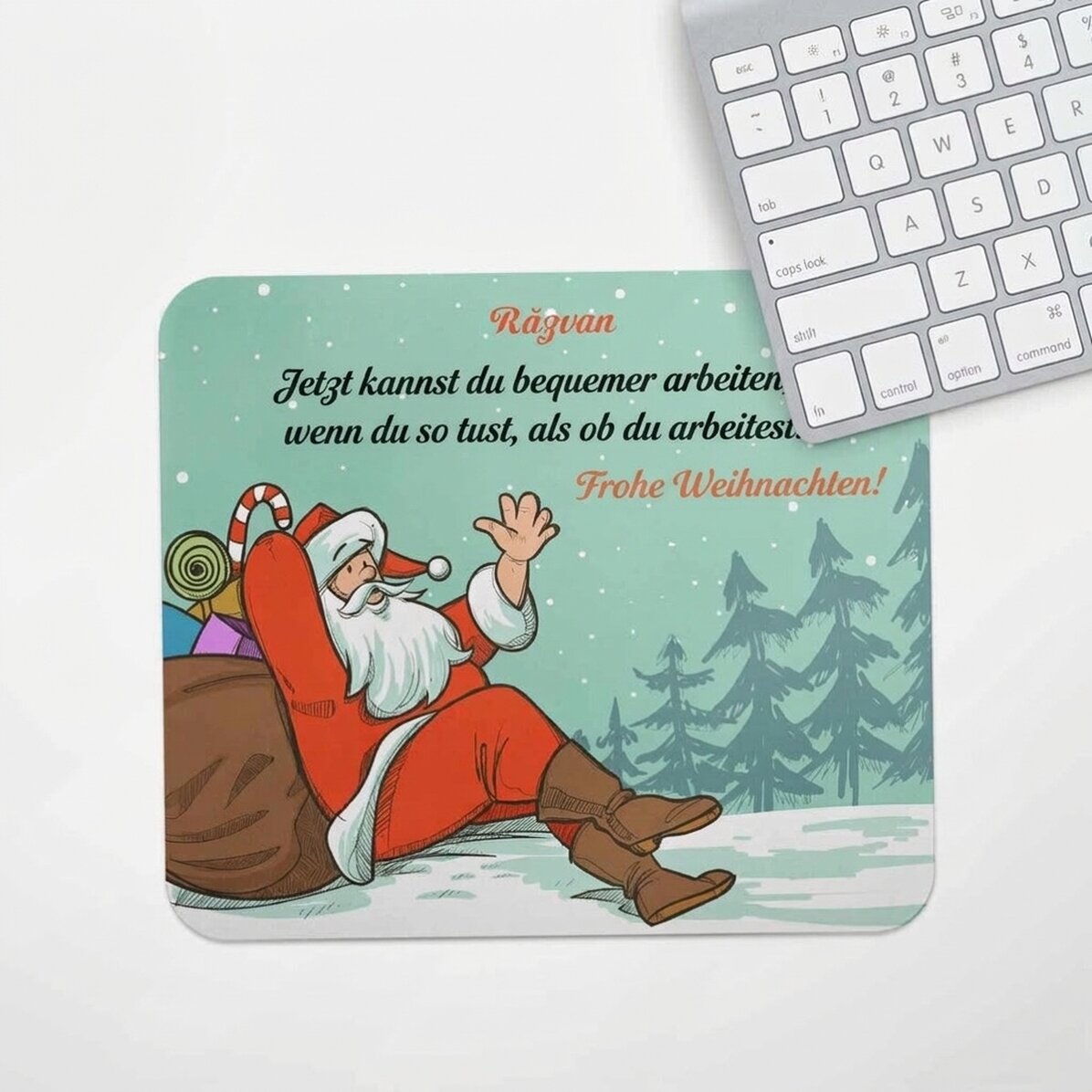 Individuell gestaltetes Mauspad mit Schriftzug – Frohe Weihnachten!