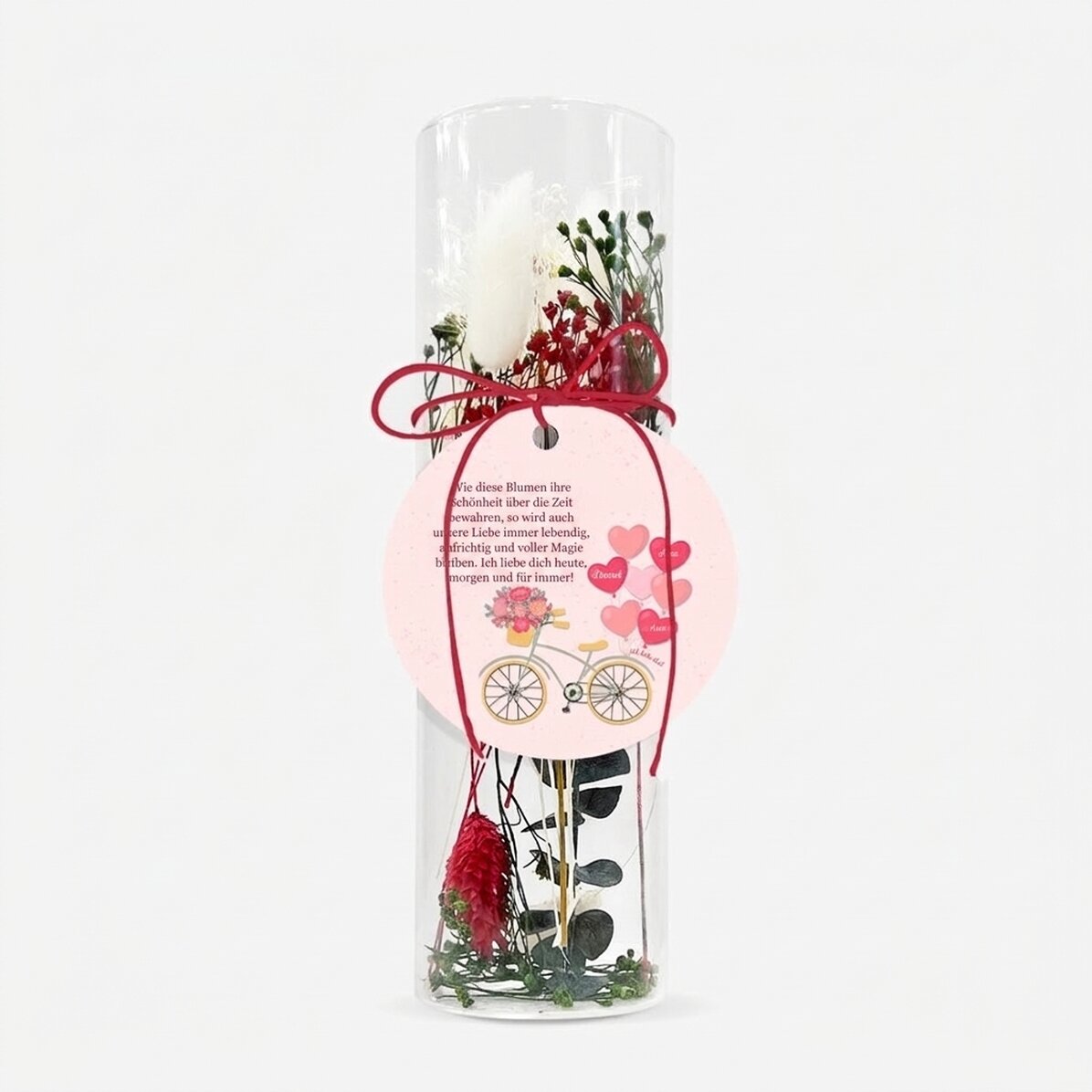 Glasornament mit konservierten Blumen, individuell mit dem Text „Liebe“ versehen