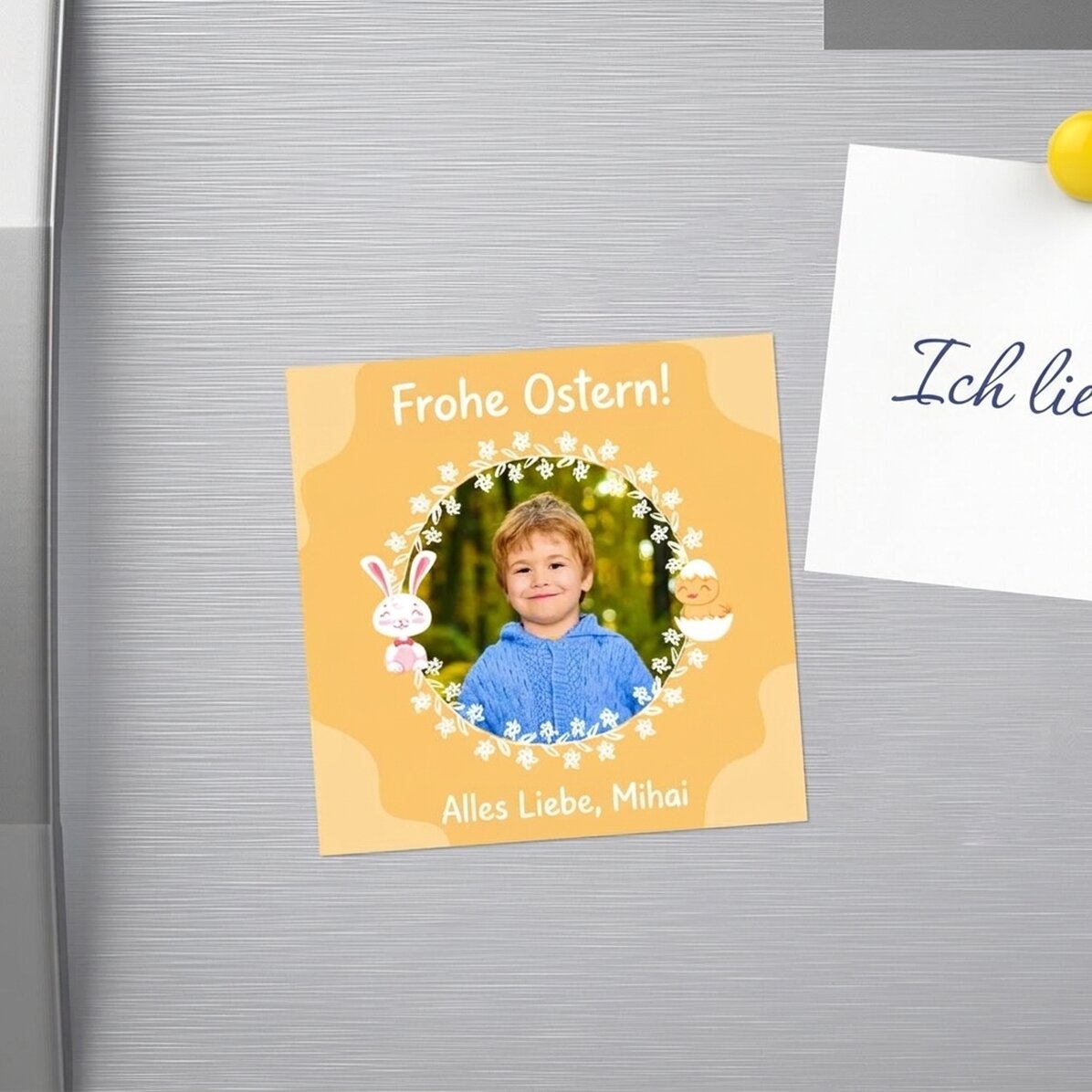 Individuell gestalteter 10x10-Magnet mit einem Foto und einer Osterbotschaft
