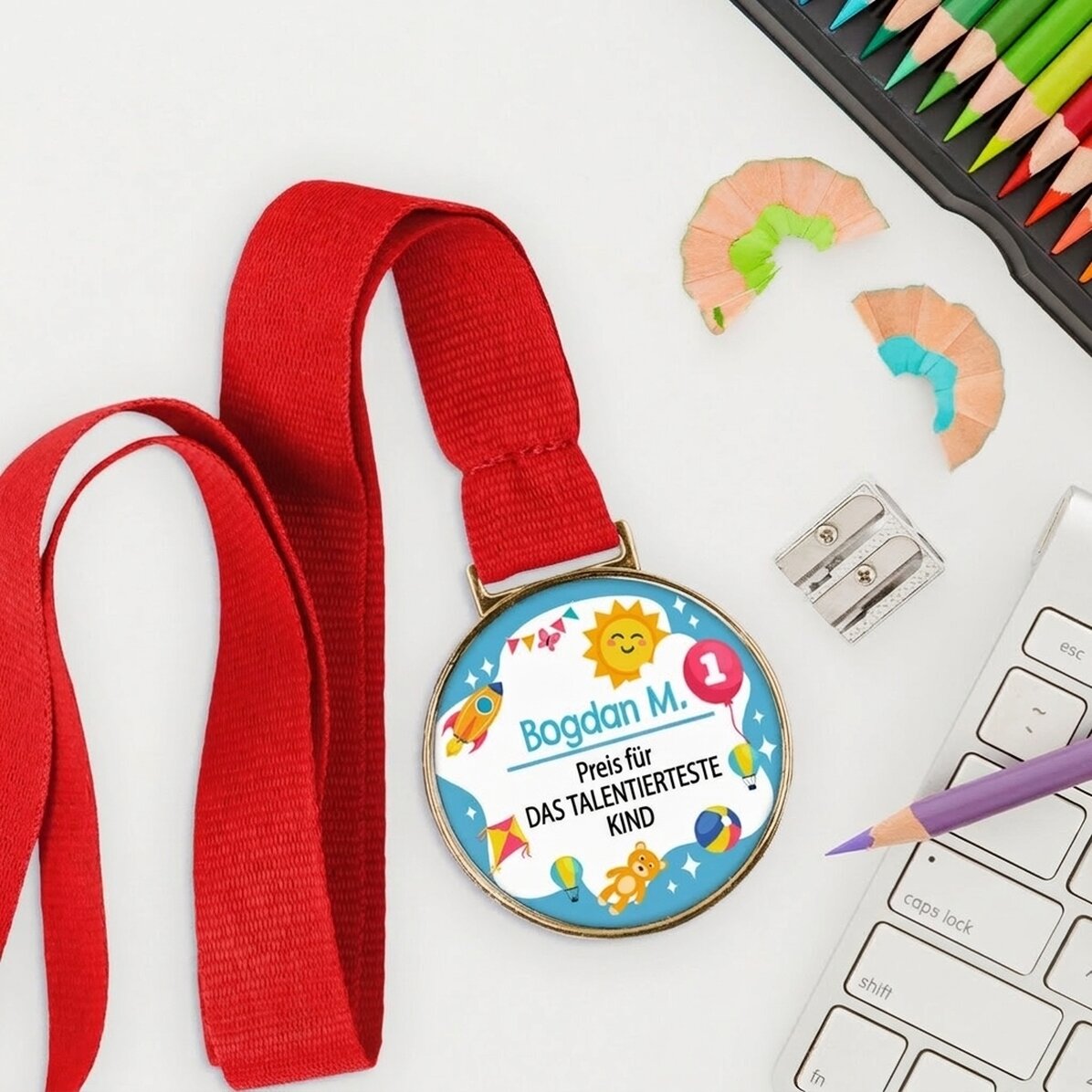 Personalisierte Medaille mit Text – Kindertag