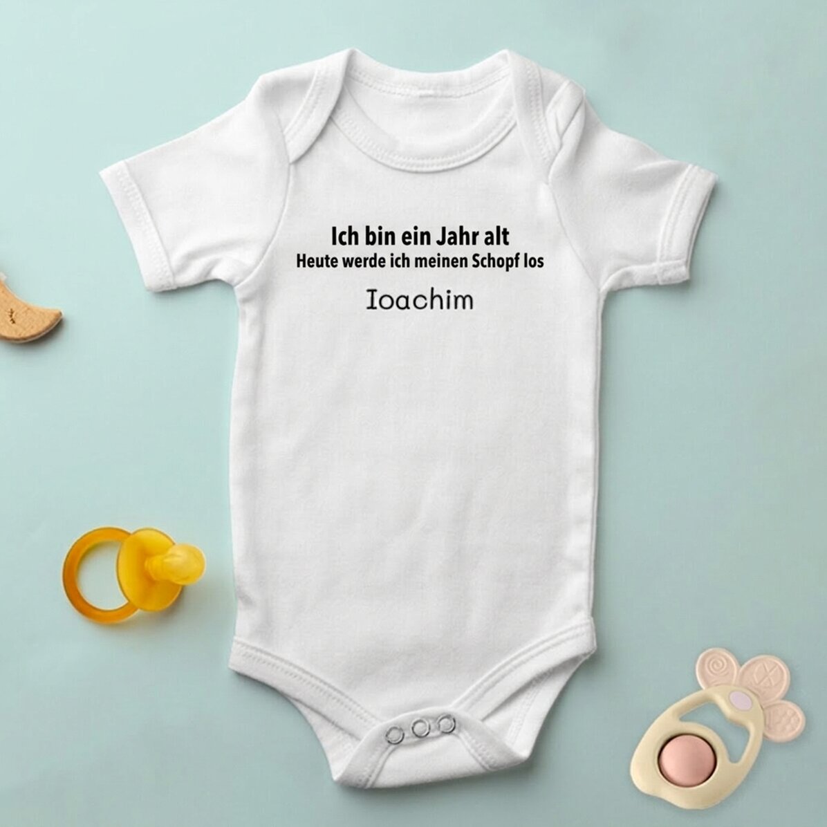 Personalisierter Baby-Body mit Text – Schnittmuster „Mot“