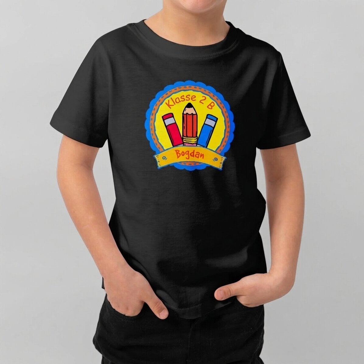 Personalisiertes Baumwoll-T-Shirt für Kinder mit Aufdruck – School Badge