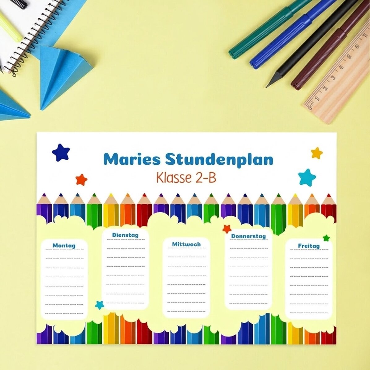 Individuell gestalteter Stundenplan mit Text – Buntstifte