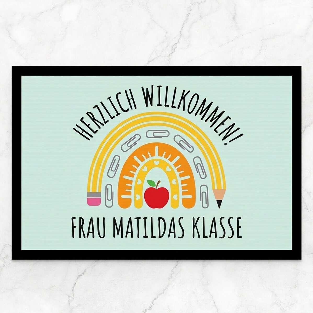 Individuell gestaltete Eingangsmatte mit Text – School