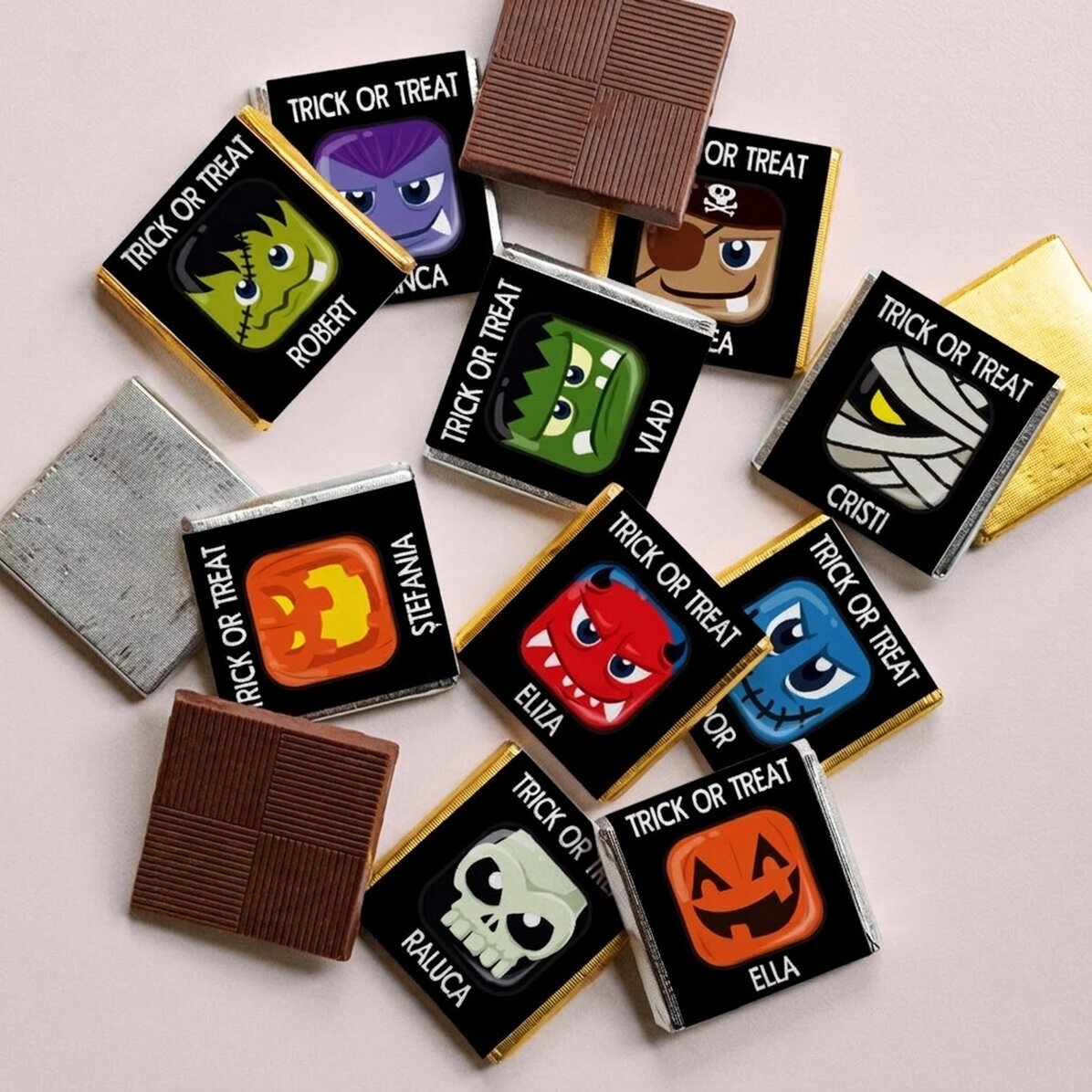 10er-Set personalisierte Mini-Pralinen mit Aufdruck – „Trick or Treat“