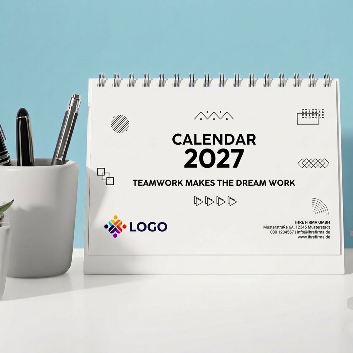 Personalisierter Tischkalender mit Logo und Text