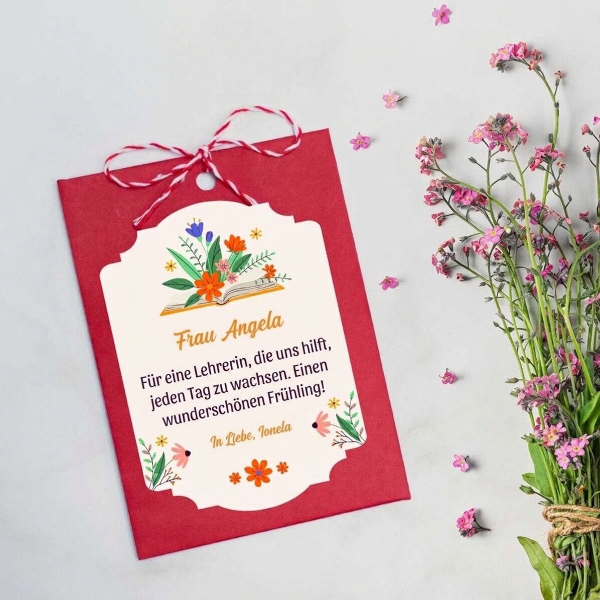 Individuell gestalteter Martisor zum Einpflanzen mit Text für Lehrerinnen