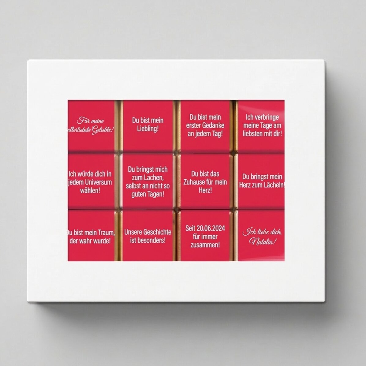 Geschenkbox mit 12 personalisierten Mini-Pralinen mit Botschaften