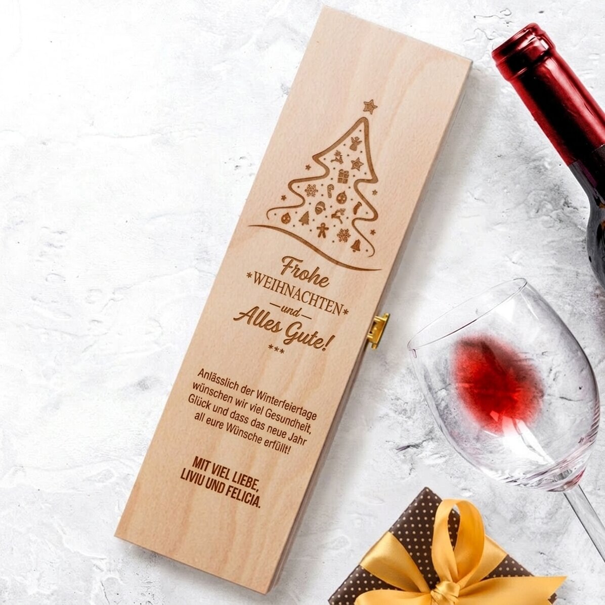 Personalisierte Weinkiste – Frohe Weihnachten und alles Gute zum neuen Jahr!