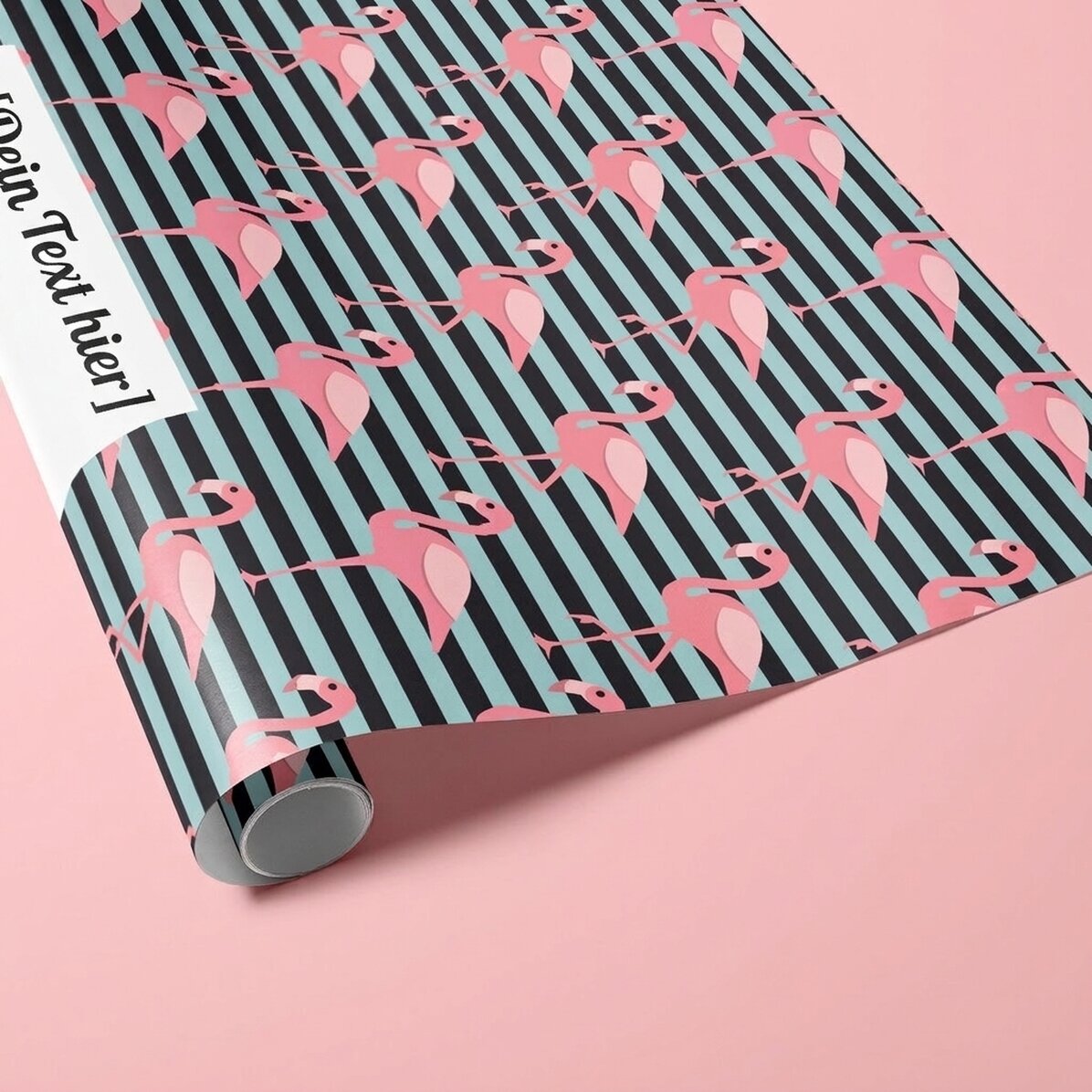 Individuell gestaltetes Geschenkpapier – Flamingo-Motiv mit Text in einem Rahmen