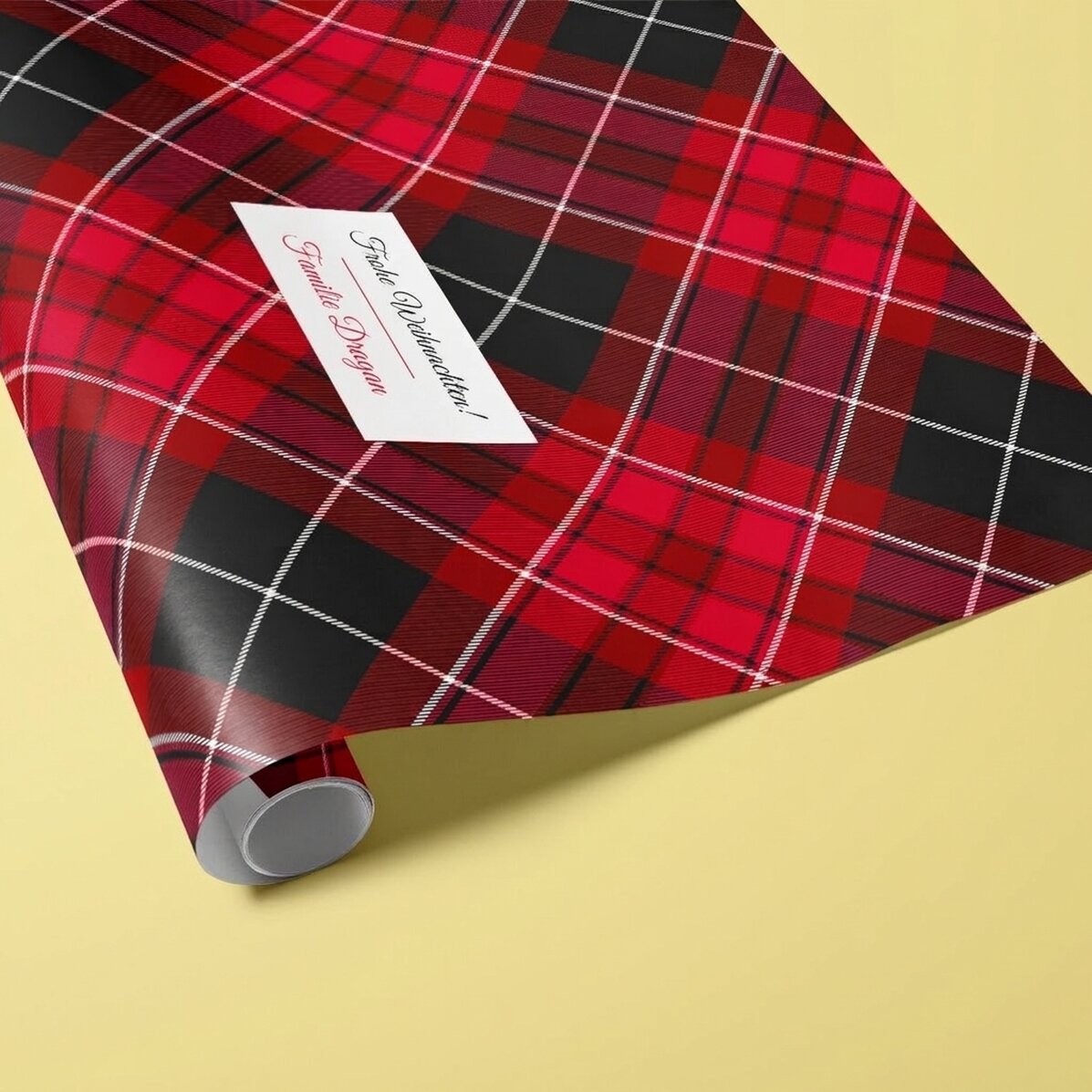 Individuell gestaltetes Geschenkpapier mit Text in einem Rahmen – Tartan
