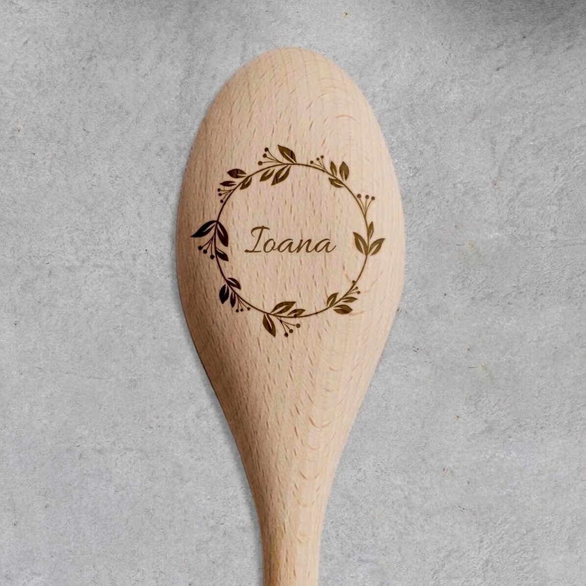 Personalisierter Holzlöffel – Blumenmuster