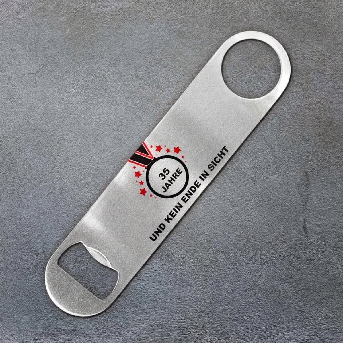 Personalisierter Bieröffner mit Text – Jubiläum