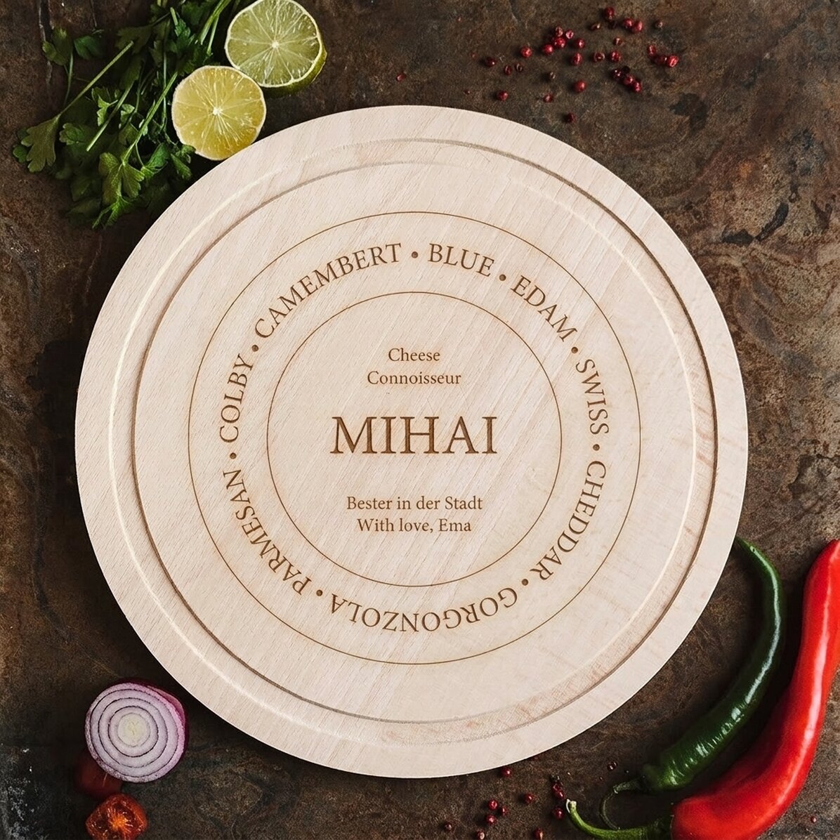 Individuell gestalteter runder Reibe – Cheese connoisseuir