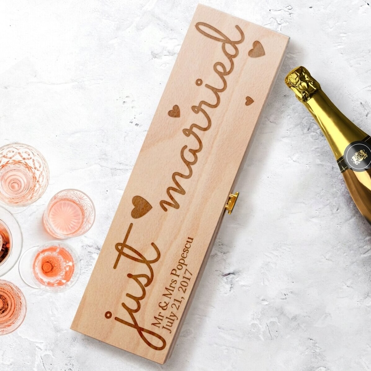 Personalisierte Sektverpackung – Just married