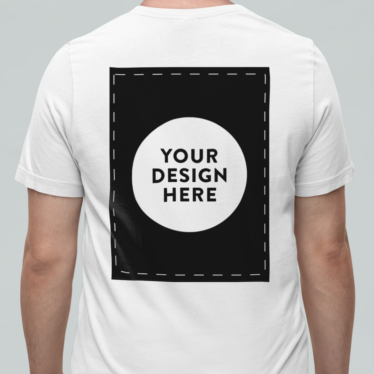 Personalisiertes Baumwoll-T-Shirt mit deinem Motiv auf Vorder- und Rückseite