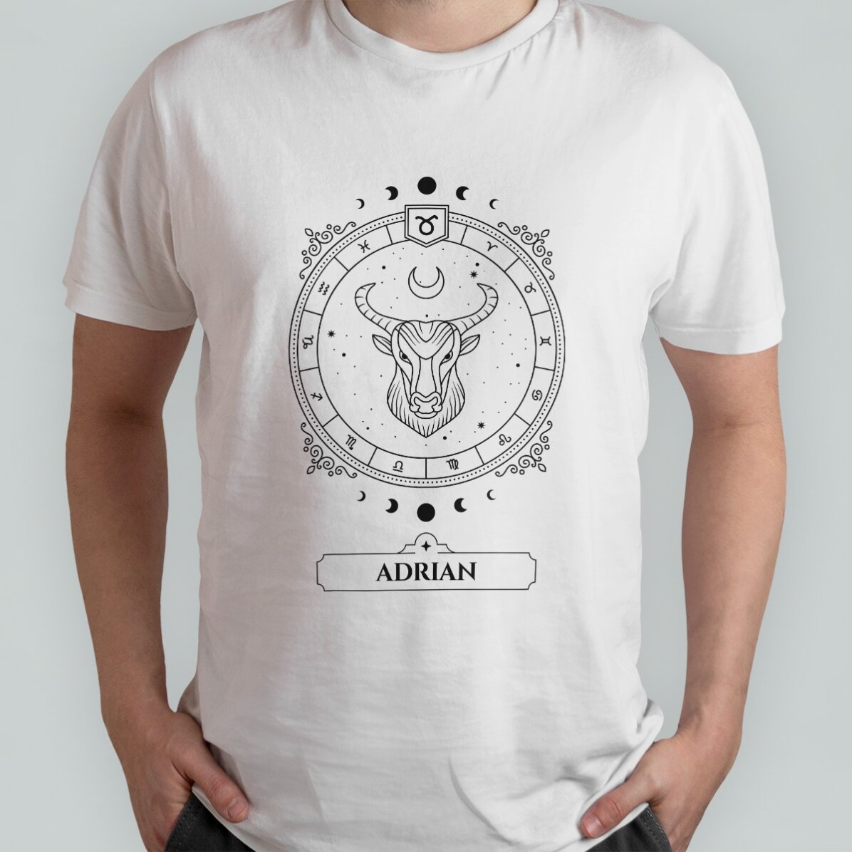 Personalisiertes Baumwoll-T-Shirt mit Namen und Sternzeichen – Stier