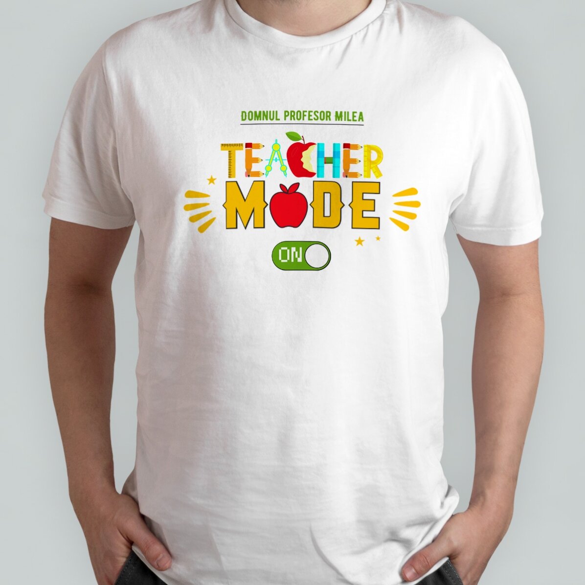 Personalisiertes Baumwoll-T-Shirt mit Aufdruck – „Teacher mode on“