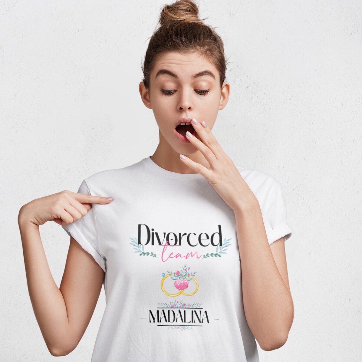 Personalisiertes T-Shirt mit Aufdruck – Bride Tribe
