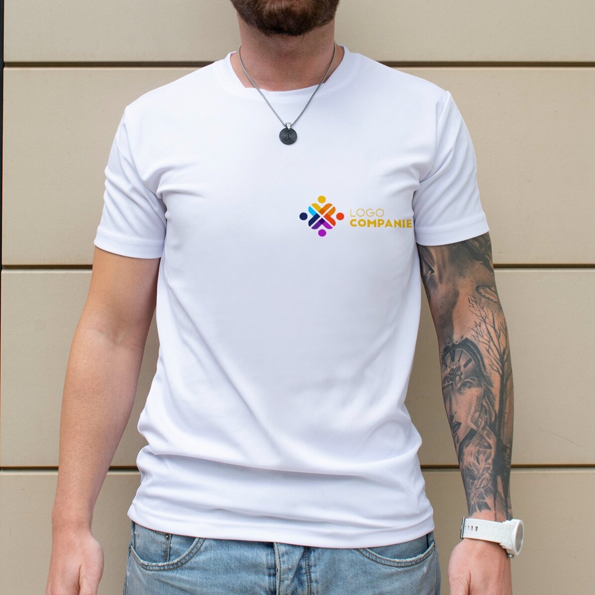 Individuell gestaltetes Sport-T-Shirt mit Logo